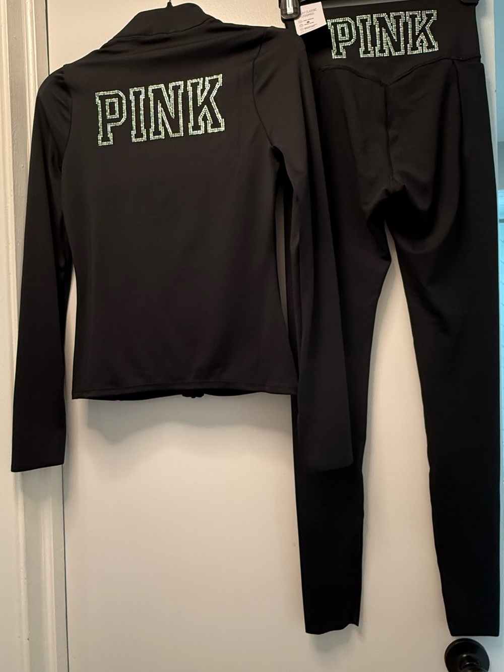 NWT PINK Victoria’s Secret Relay Classic Rhinestone 2-Piece Set S - Picture 3 of 9
